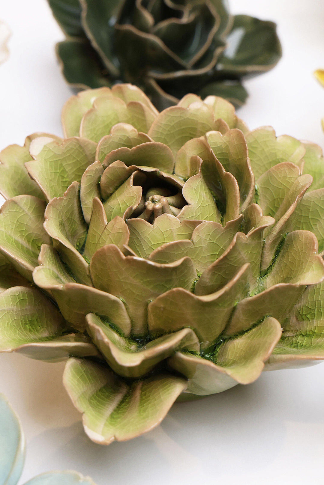 Peridot Comanche Peony - Chive UK