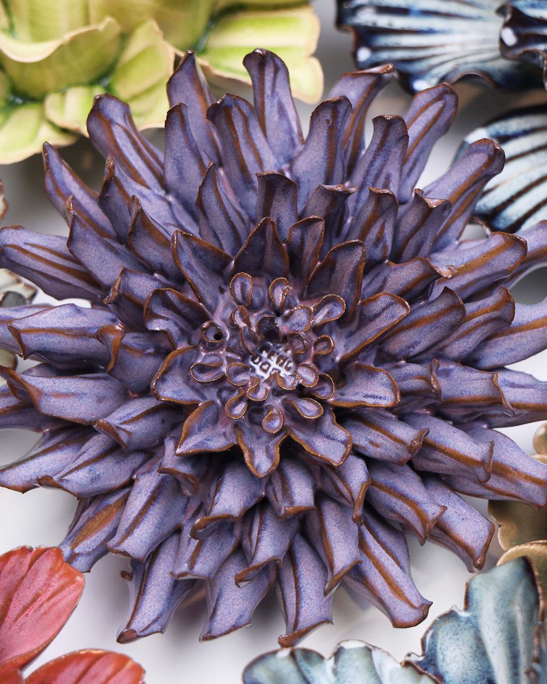 Violet Blue Fleur De Lis Mum - Chive UK
