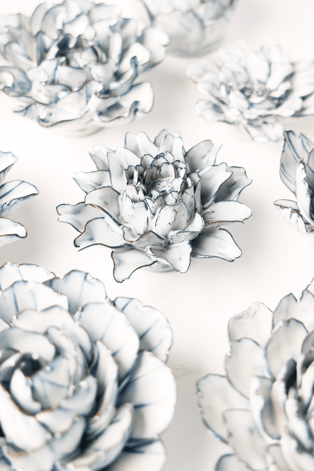 Nantucket Ceramic Flower Blue White Gladiolus - Chive UK