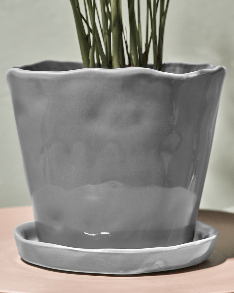 Tika Ceramic Pot & Saucer Set With Drainage - Chive UK