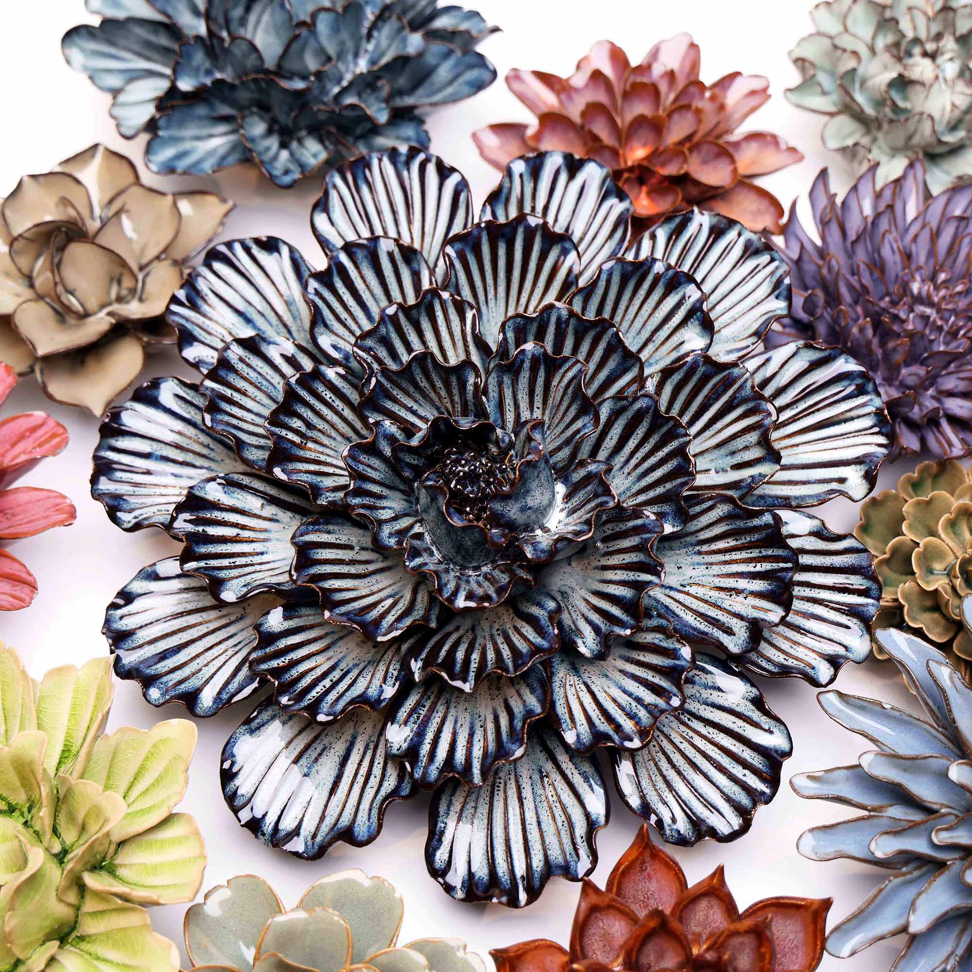 Ceramic Flowers With Keyhole For Hanging On Walls Collection 8 - 1 - Chive UK
