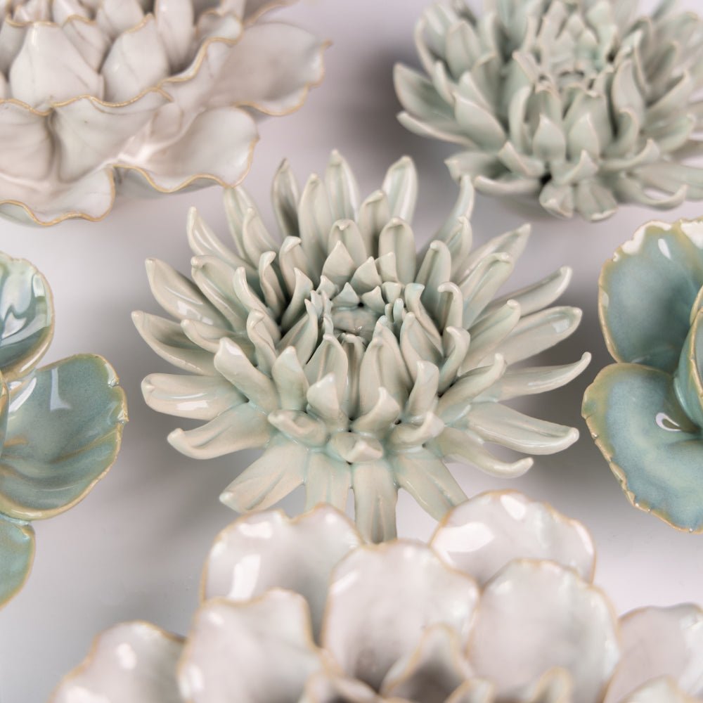 Ceramic Flower English Garden Curated Collection #4 - Chive UK