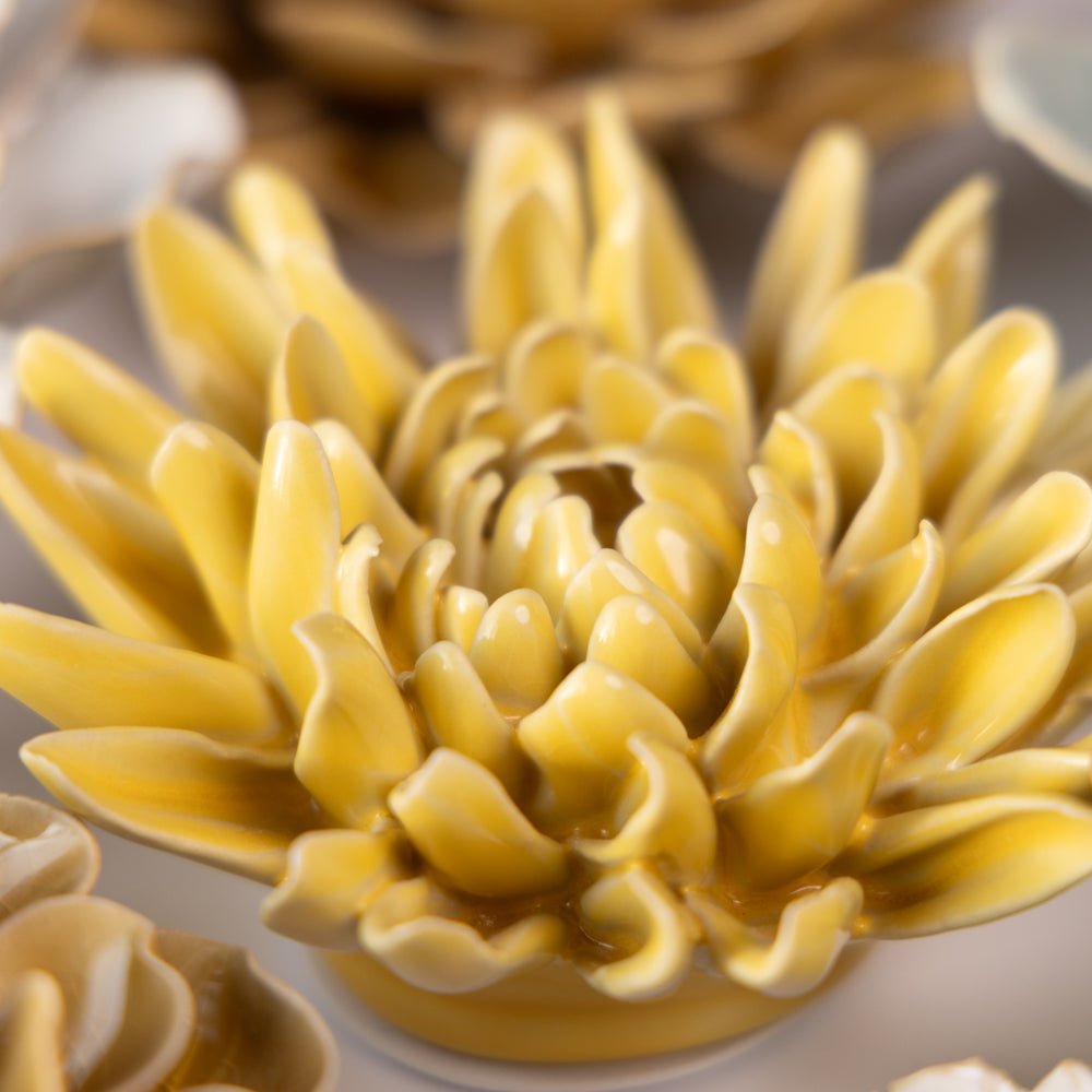 Ceramic Flower English Garden Curated Collection #9 - Chive UK