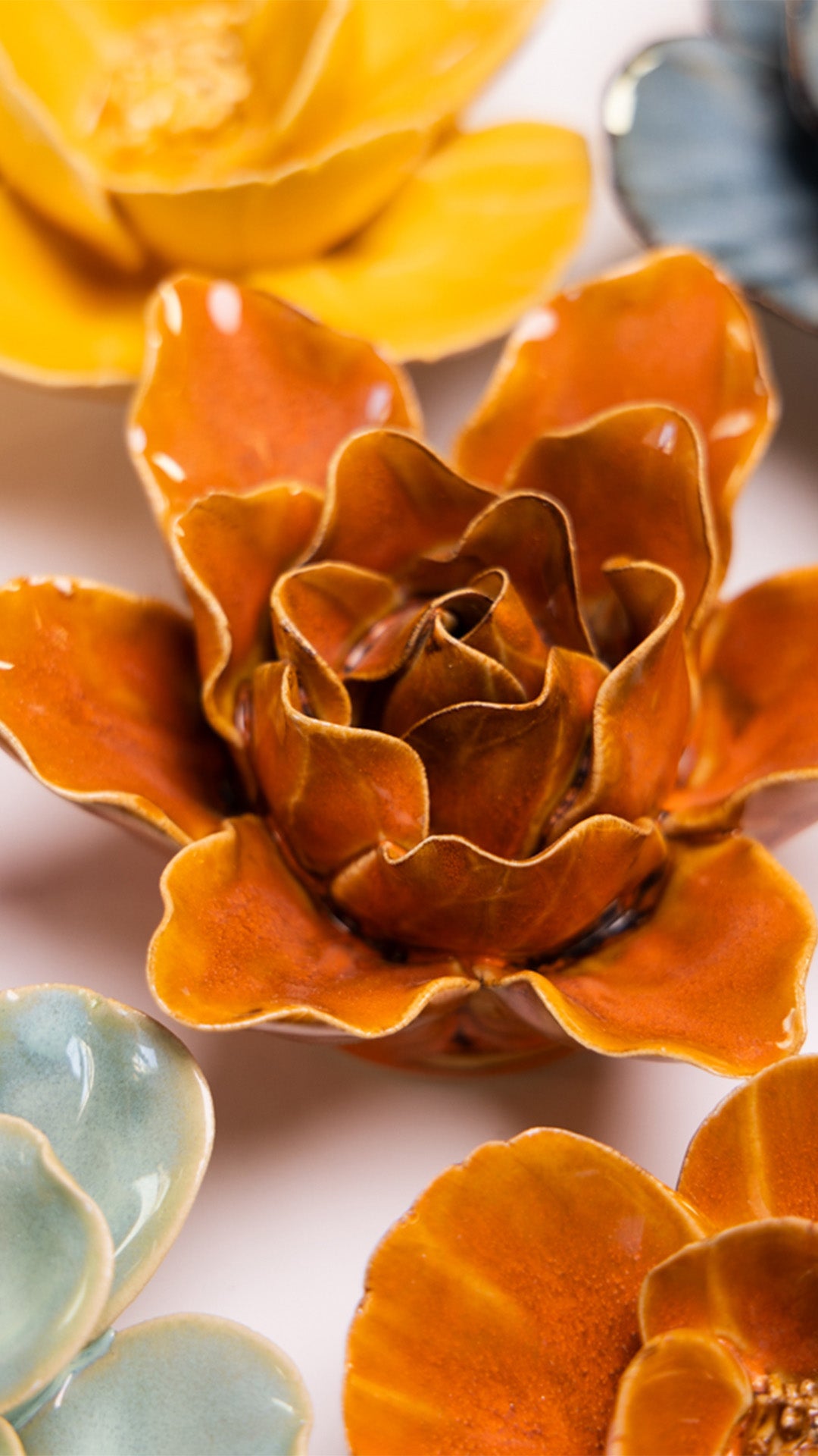 Burnt Orange Stargazer Lily - Chive UK