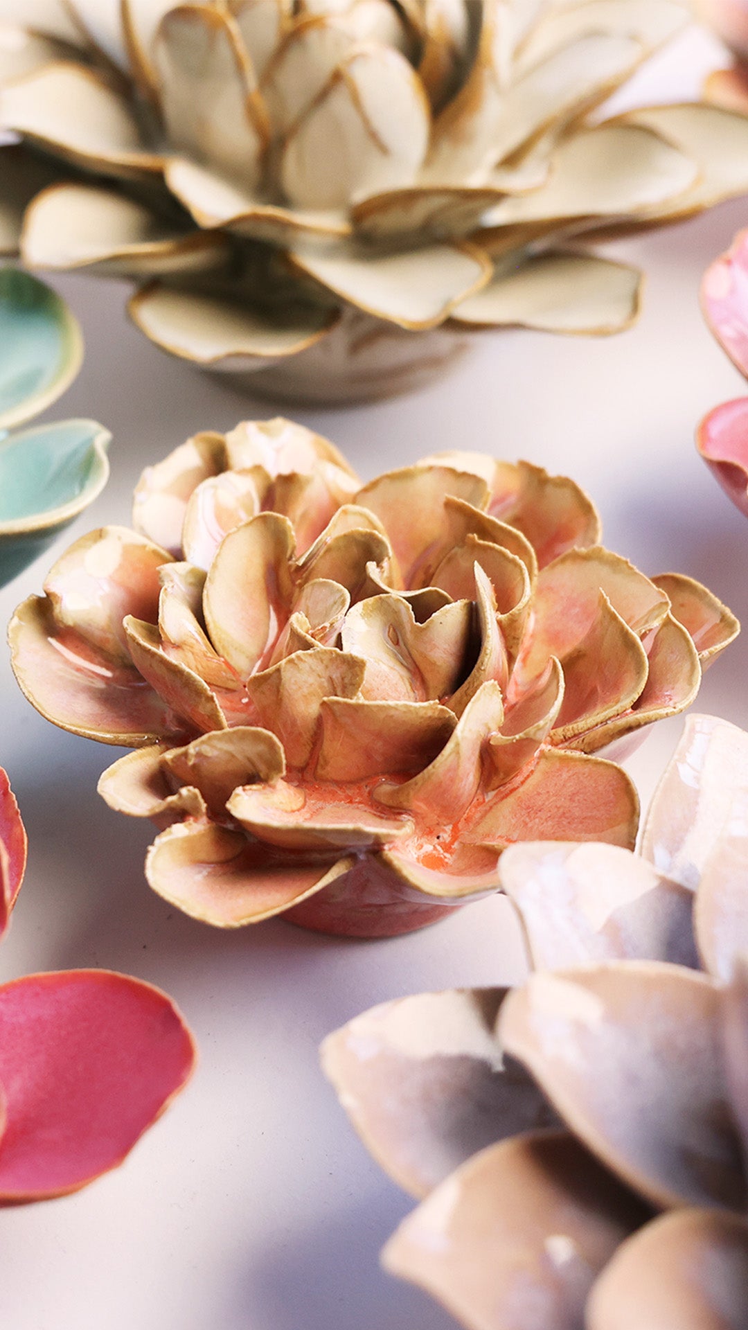 May Birth Flower - Hawthorn - Chive UK