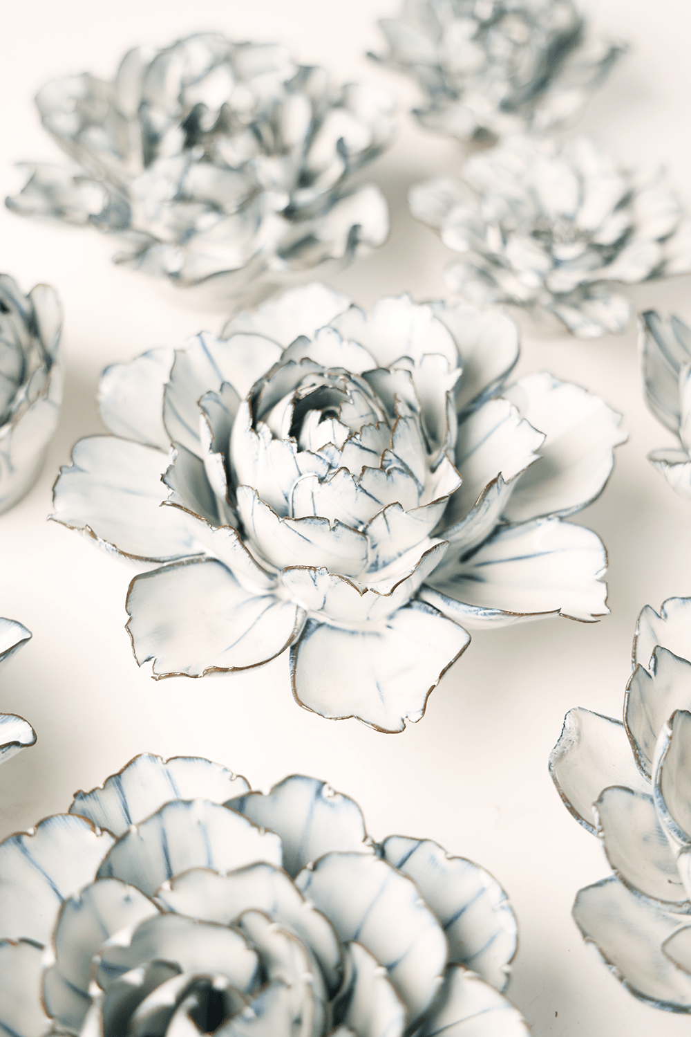 Nantucket Ceramic Flower Blue White Carnation - Chive UK