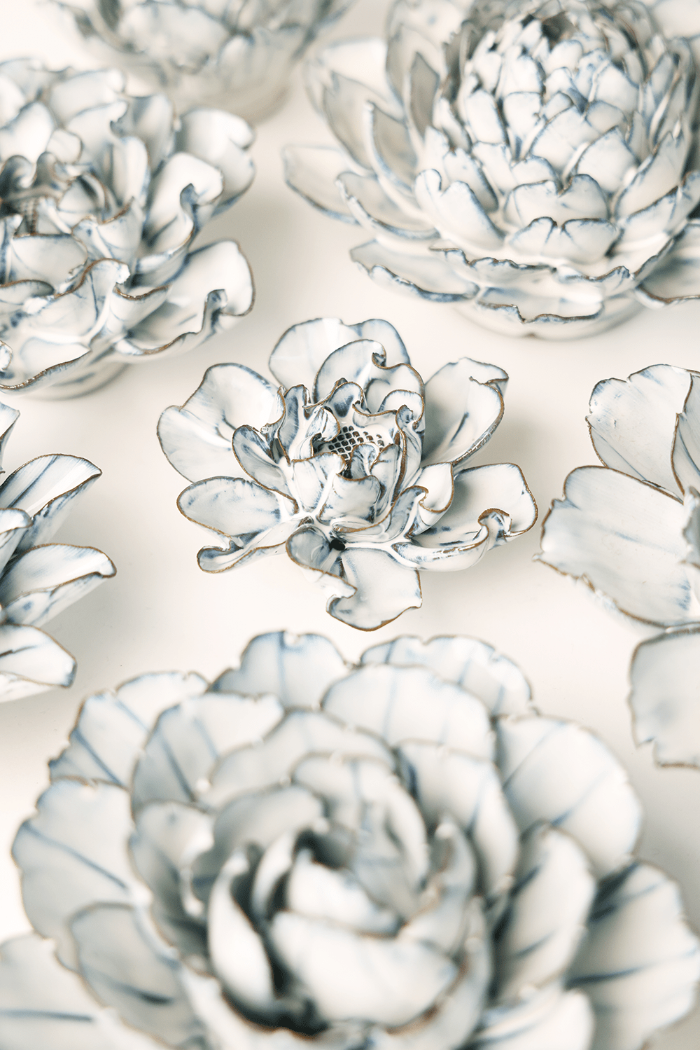 Nantucket Ceramic Flower Blue White Cosmos - Chive UK